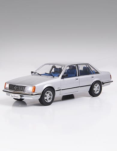 Coches Opel 1:24 - entrega 4