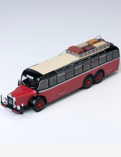 Autobús Mercedes Benz O 10000