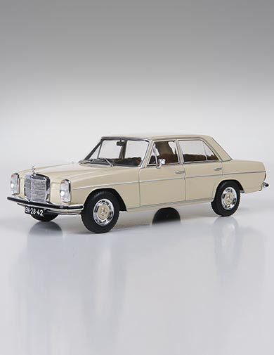 Autos Inolvidables Portugueses Nº 24