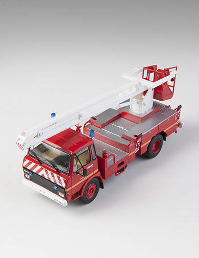 Camión de bomberos Berliet KB Lafosse de Moselle