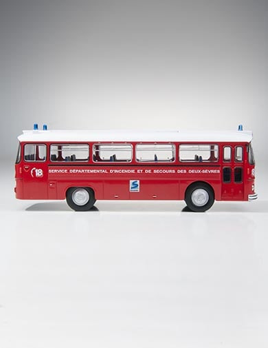 Autocar de bomberos Saviem SC 5P