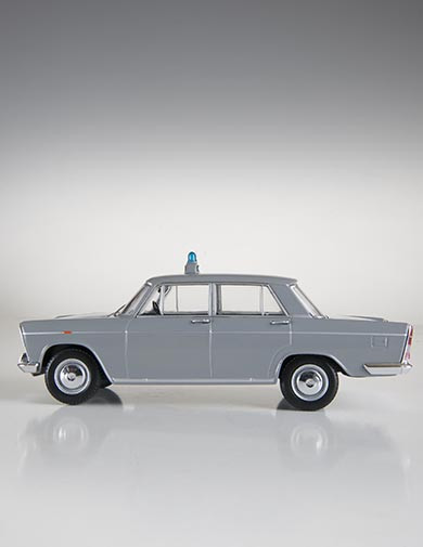 Vehículos de Policía y Guardia Civil