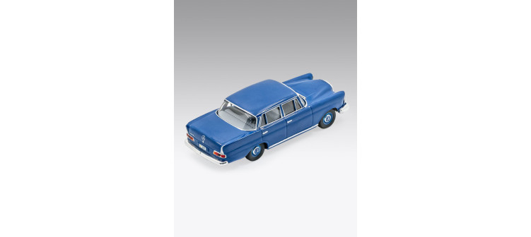 Mercedes-Benz 220 S - 1964  ¡El "Colas"!