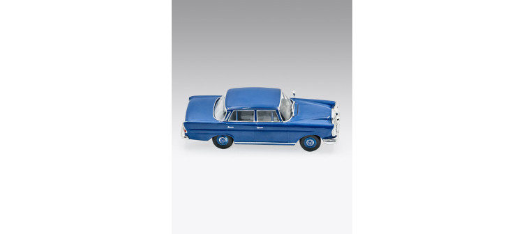 Mercedes-Benz 220 S - 1964  ¡El "Colas"!