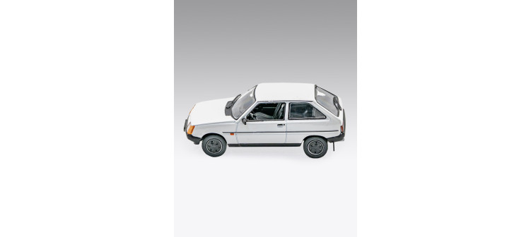 ZAZ Tavria 1102 - 1992 ¡El auto del pueblo ucraniano!